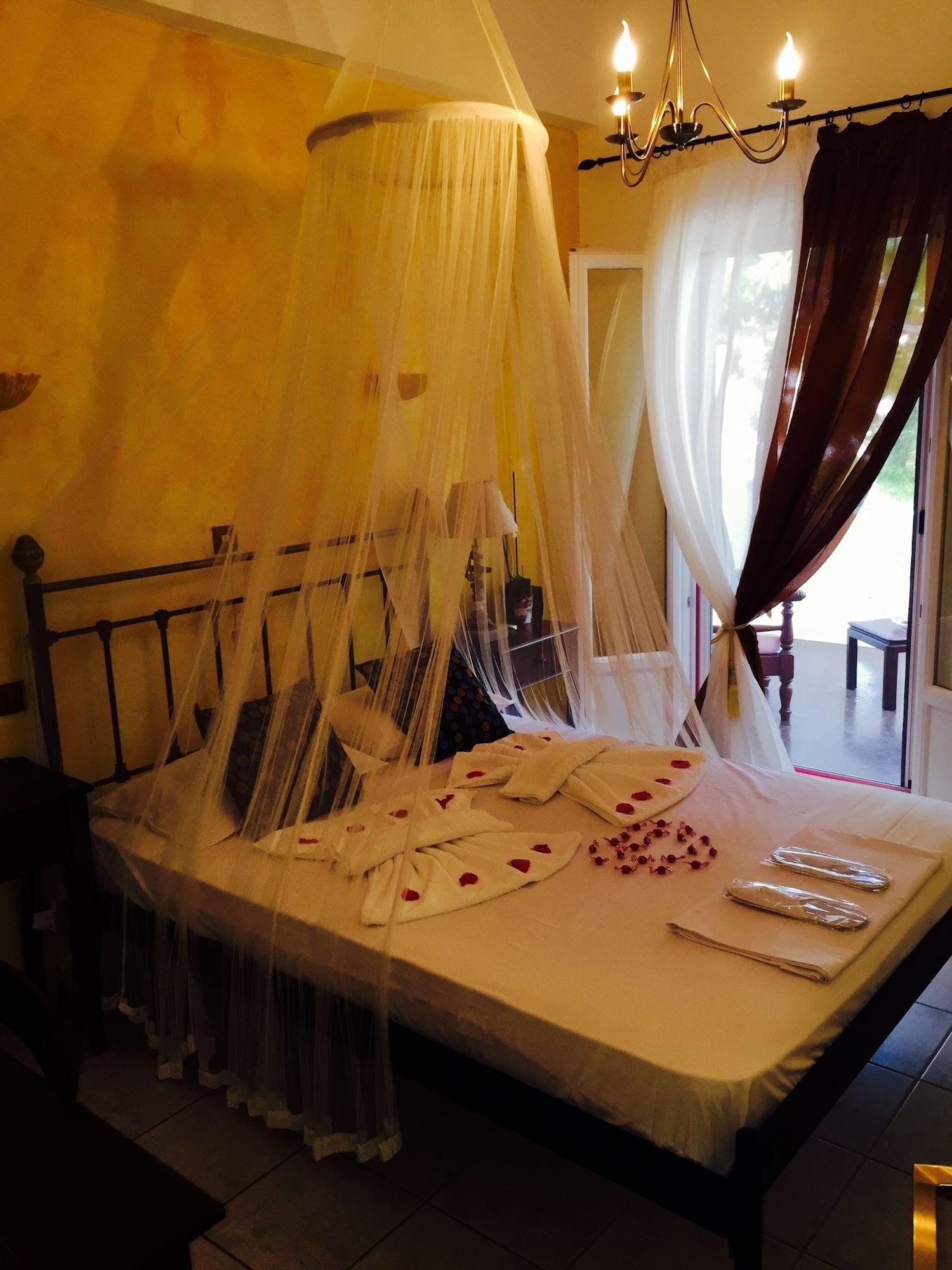 Aphrodite Boutique Hotel Aliki  Bagian luar foto